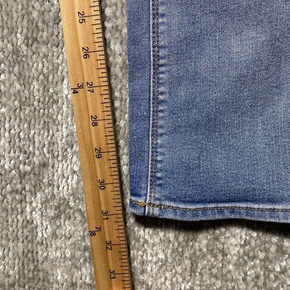 White House Black Market Light Wash Bootcut Jeans Classic Flare Leg Size 10R - Picture 6 of 7